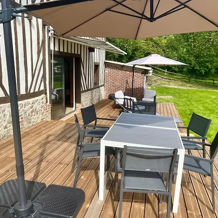 Holiday home Charmante Proche Village Bonnebosq