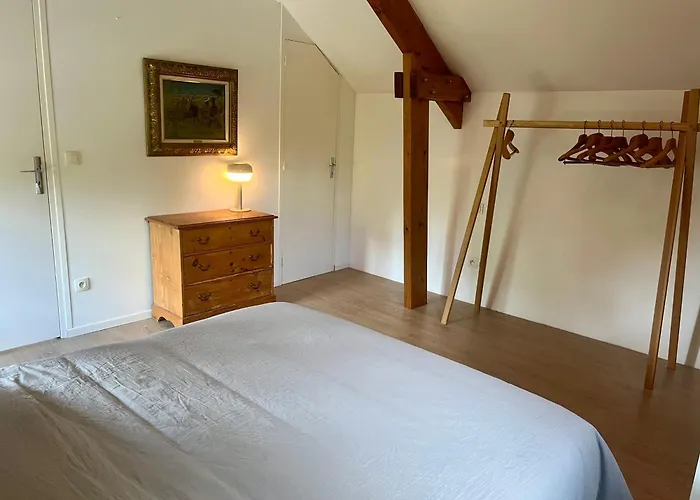 Charmante Proche Village بيت للعطل