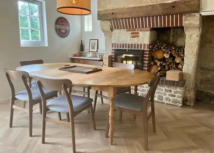 بيت للعطل Charmante Proche Village *